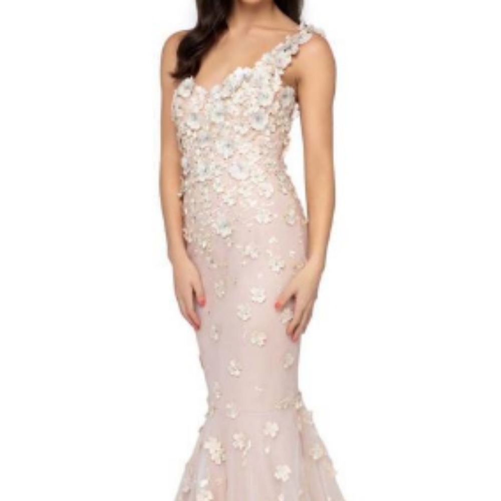 PERFECT SPECIAL OCCASION DRESS !!!